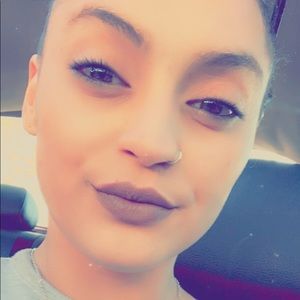 Meet your Posher, Shaye